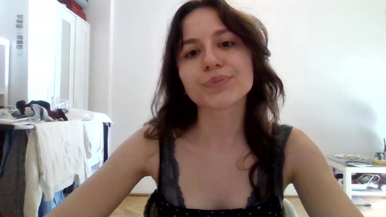 AshleyLive